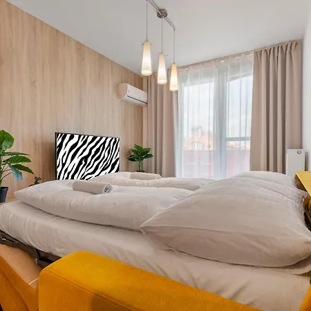 Apartment Lam Safari - Balcony - Ac - Free Parking Bratislava