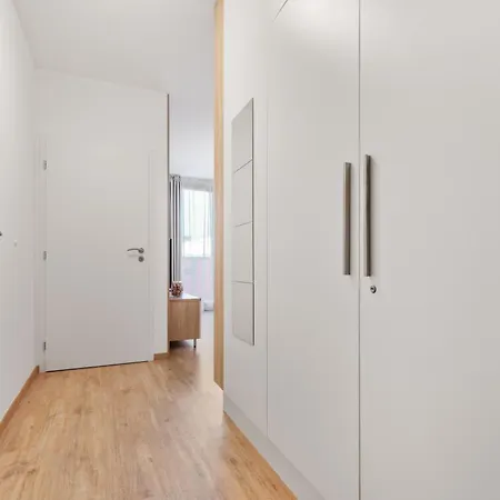 Lam Safari - Balcony - Ac - Free Parking * Pressburg